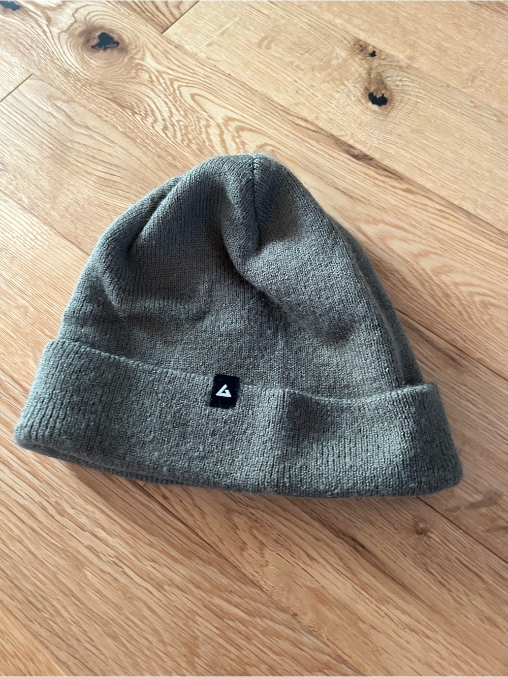 American Giant Men’s Army Green Knit Beanie Hat Cuffed Winter Cap NWOT